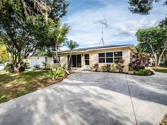 2nd image of 9000 Caloosa Dr