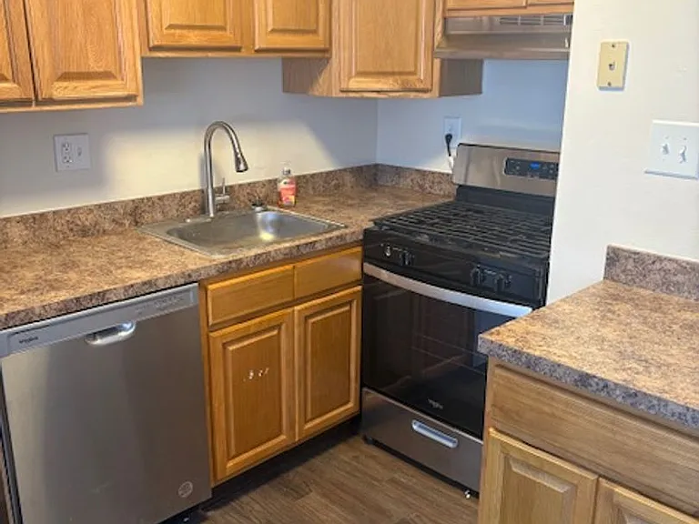 Timbercove Apartments and Townhomes — Photo 40