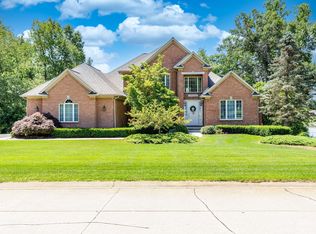 10216 Rosemarie Run, Brighton, MI 48114