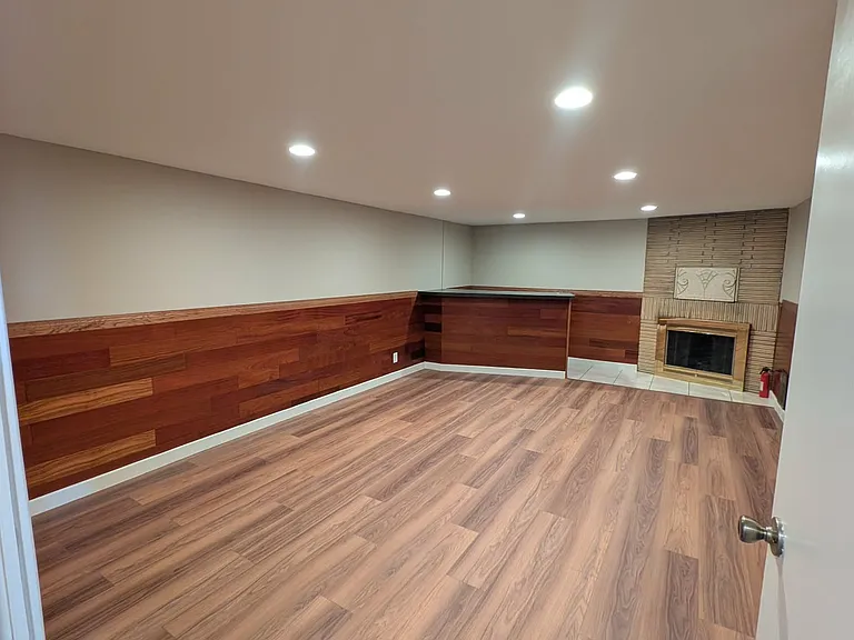 2907 W Princeton Ave — Photo 19