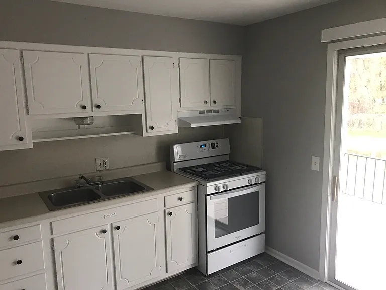 Oak Park — Photo 1