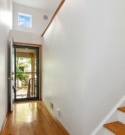 5th image of 169 Monarch Dr