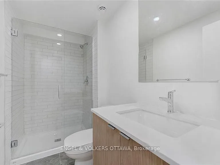 6 B Monk St #1 — Photo 12