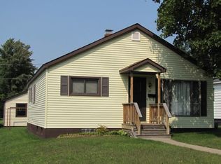 120 Withworth Ave, Kingsford, MI 49802