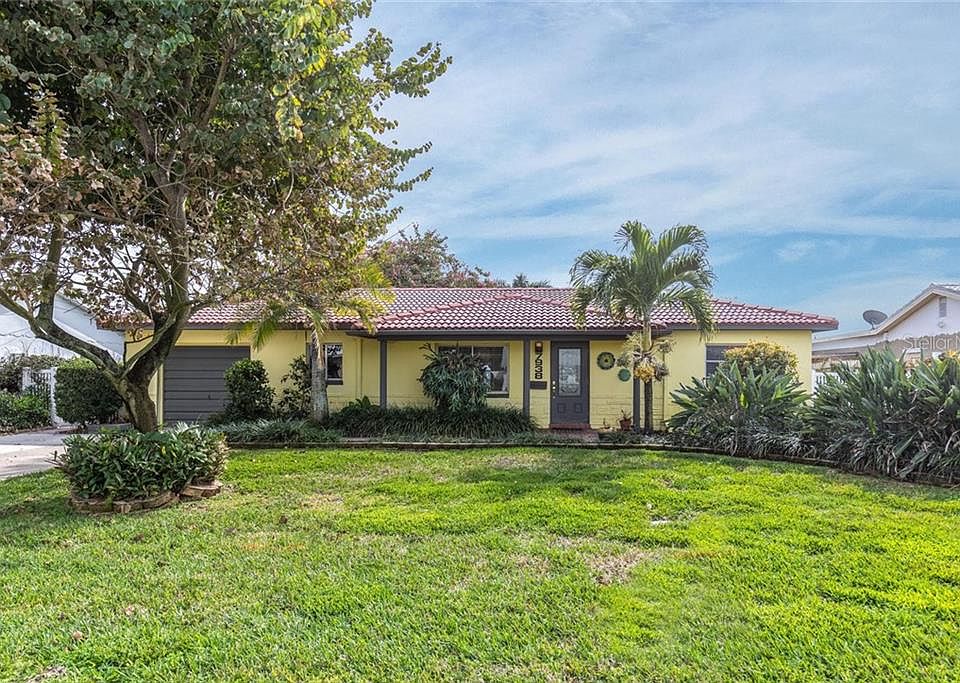 1st image of 7938 Causeway Blvd S