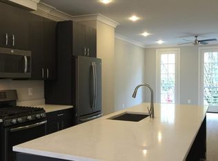 914 N Buchanan St, Arlington, VA 22203