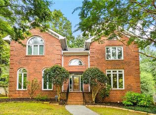 4230 Foxbury Ct, Winston Salem, NC 27104