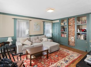 21 School St, Salem, MA 01970