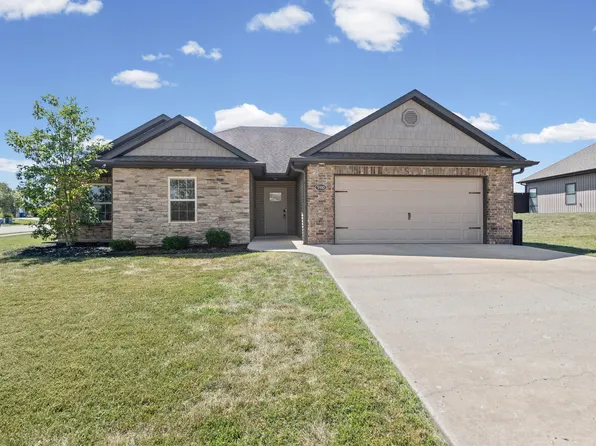 5910 Eagle Lake Dr, Ashland, MO 65010