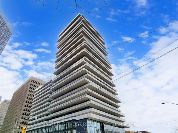 57 Saint Joseph St #310, Toronto, ON M5S 0C5