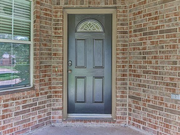 4th image of 18823 Knobby Oaks Pl