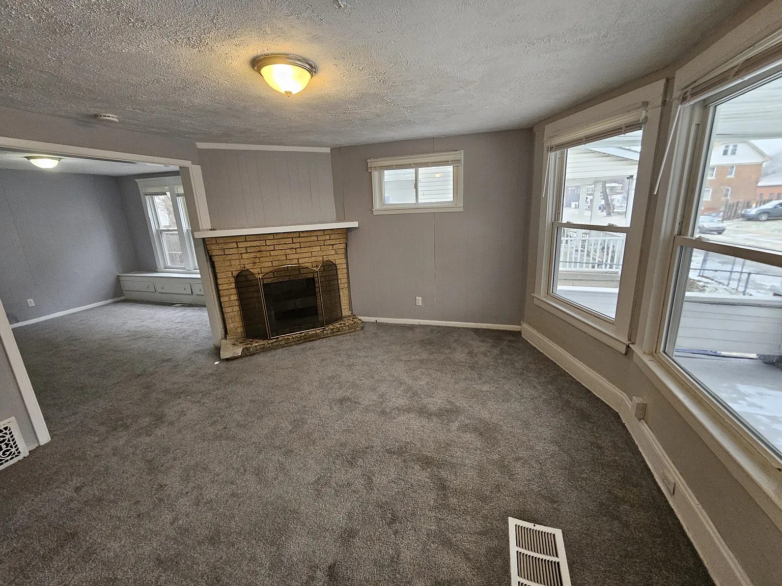 10602 Earle Avenue** - Downstairs — Photo 2