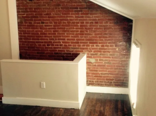 2000 Seymour Ave, Cleveland, OH 44113