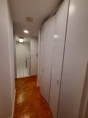 Rented by Bank Neary | media 41