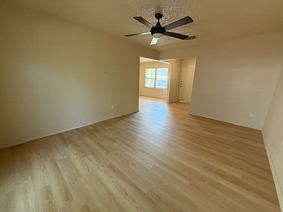 4th image of 1554 Mimosa Dr