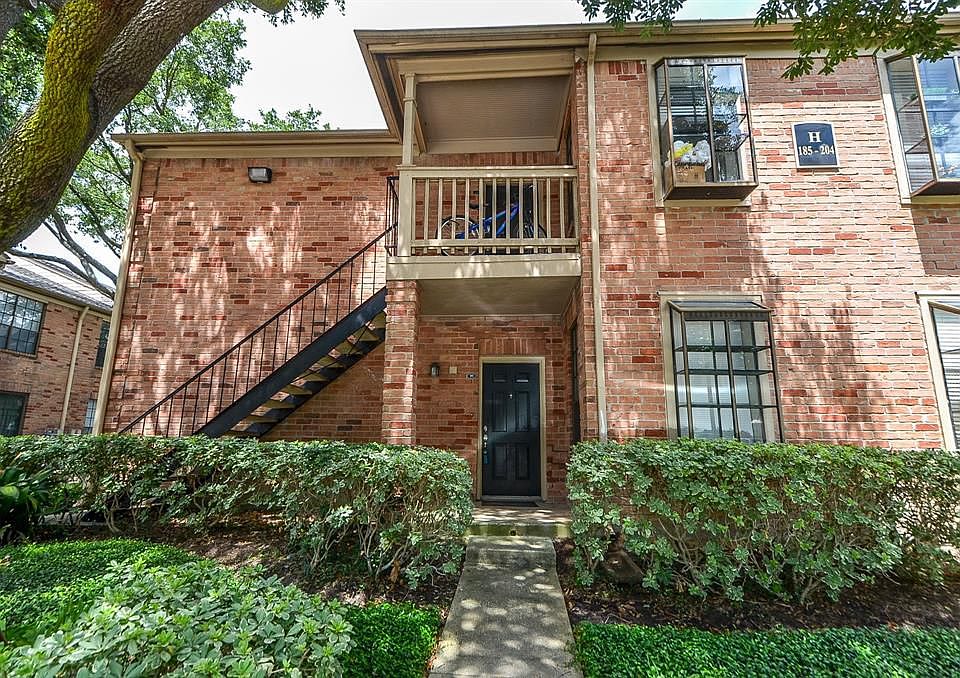 1st image of 2255 Braeswood Park Dr APT 193