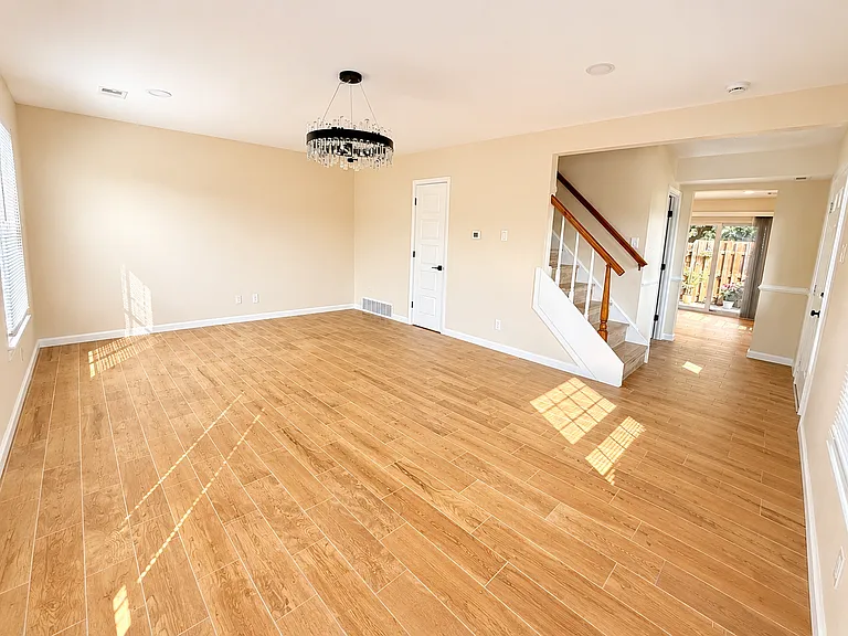 1 Kerwick Ct — Photo 5