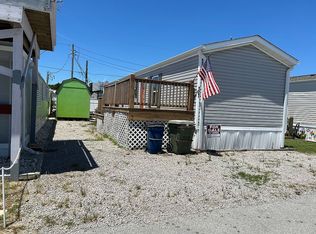 127 Block Dr, Emerald Isle, NC 28594