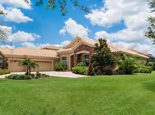 20101 Oak Alley Dr, Tampa, FL 33647