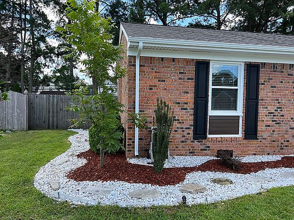 5th image of 809 Arnold Palmer Dr