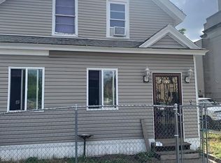 22 Orleans St, Springfield, MA 01109