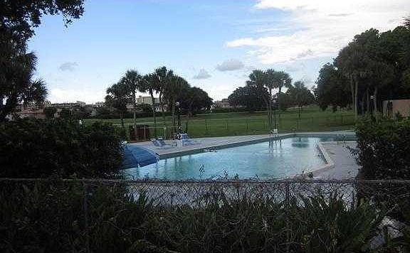 5th image of 7031 Environ Blvd APT 222