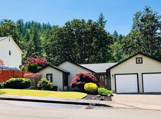 524 S 67th Pl, Springfield, OR 97478