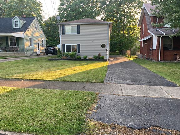 2nd image of 120 Rosemont Ave