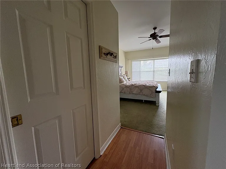 2843 Meadowood Ln — Photo 25