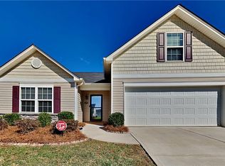1010 Gold Cir, Mebane, NC 27302