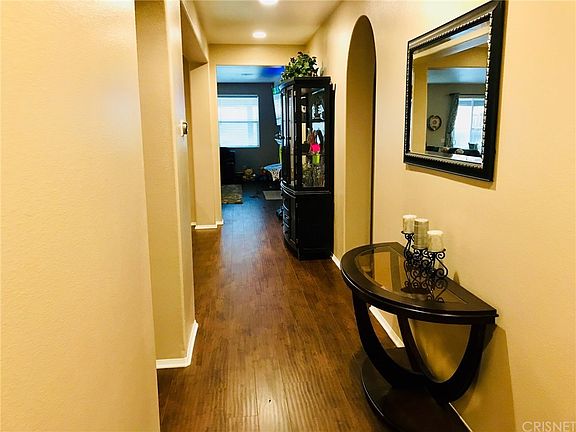 3rd image of 27886 Crescent Ct