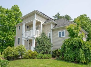 27 Wettleson Ave, West Hartford, CT 06107