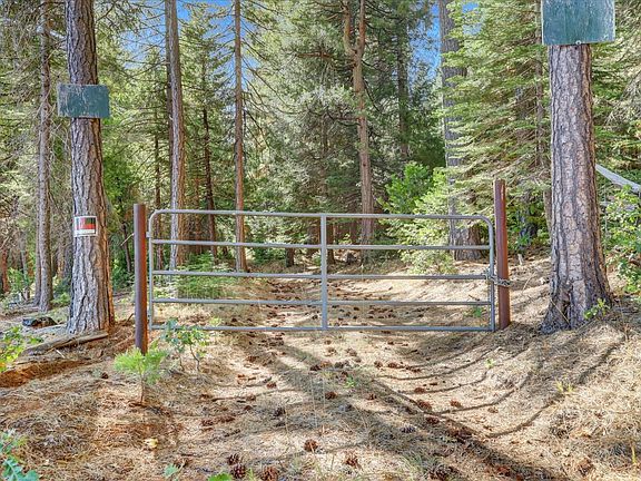 3rd image of 12683 Spider Hill Rd