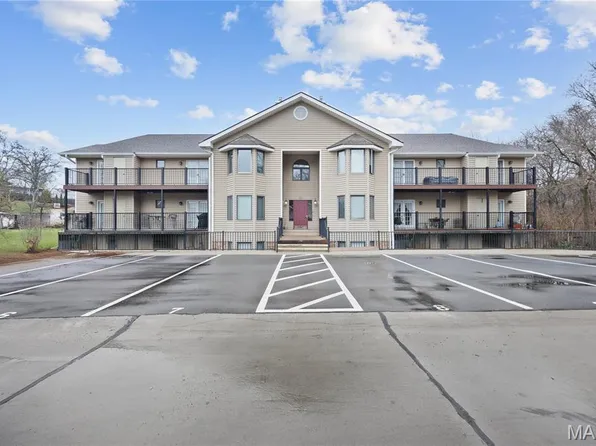 4501 Eli Dr APT I, Saint Louis, MO 63128