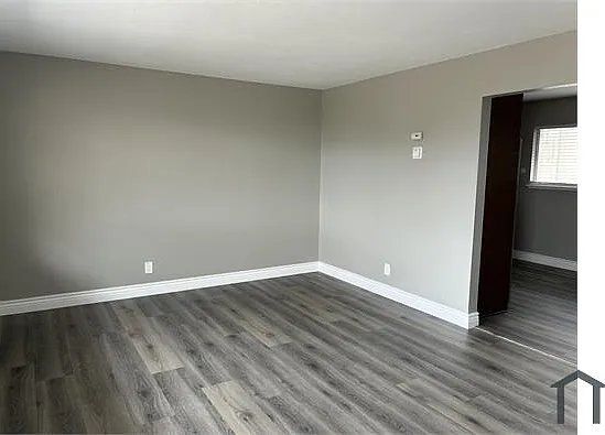 2 bed, 800 sqft, $3,100 — Photo 3