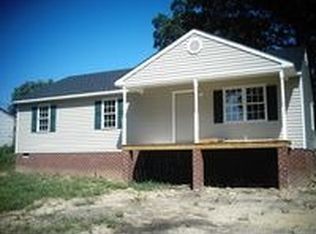 905 Cedar St, Hopewell, VA 23860