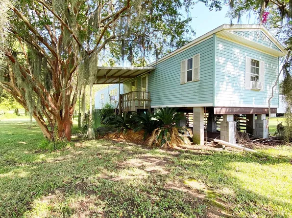 1568 Doctor Beatrous Rd, Theriot, LA 70397