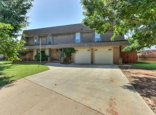 9220 Sutton Pl, Oklahoma City, OK 73132