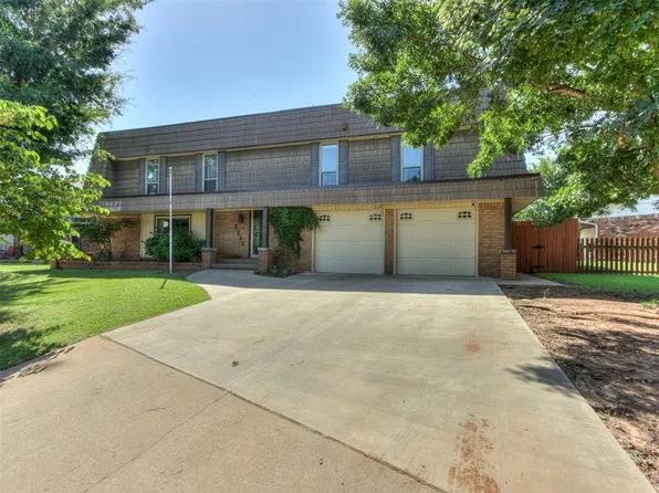 9220 Sutton Pl, Oklahoma City, OK 73132