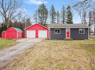 170 McCarthy Ln, Saginaw, MI