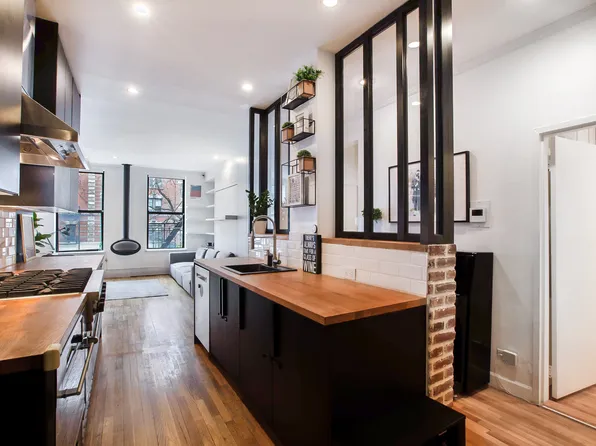 58 West 106th Street image 2 of 6