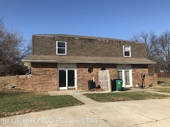2nd image of 812 NE Ball Dr APT A