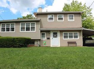 153 Cypress Dr, Colonia, NJ 07067