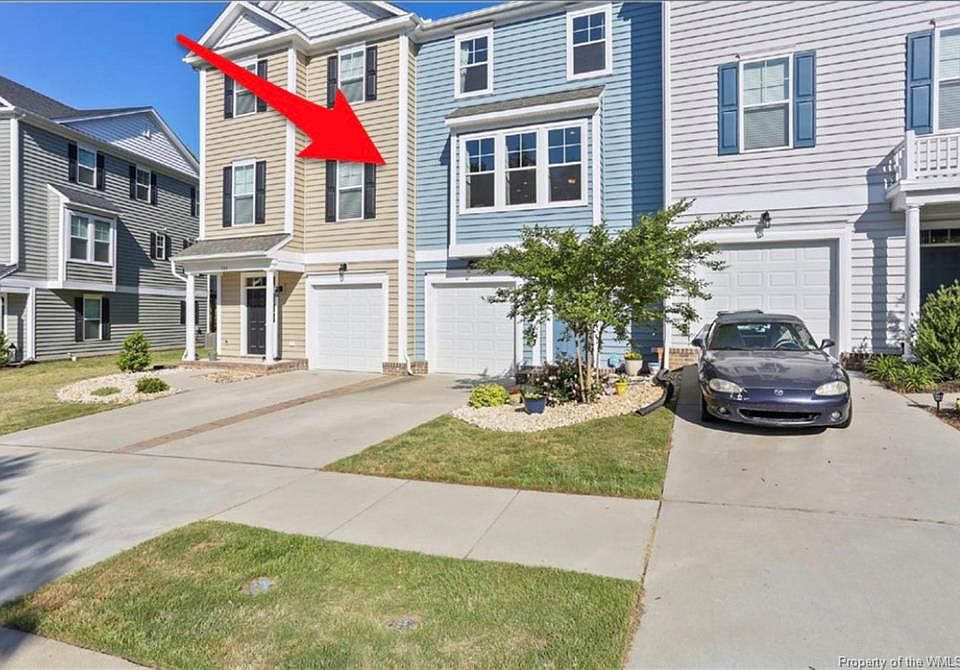 1st image of 702 Prosperity Ct