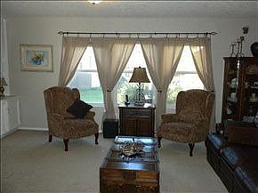 3rd image of 4019 Cresta Park Ave NW