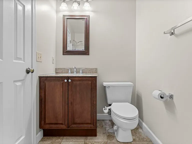 584 Hope St #7 — Photo 18