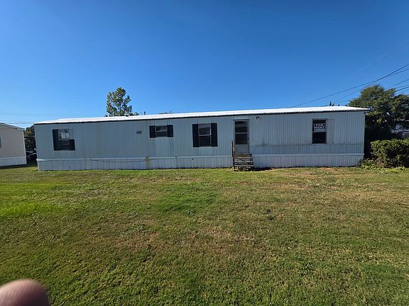 5th image of 228 Flightline Dr Lot 28
