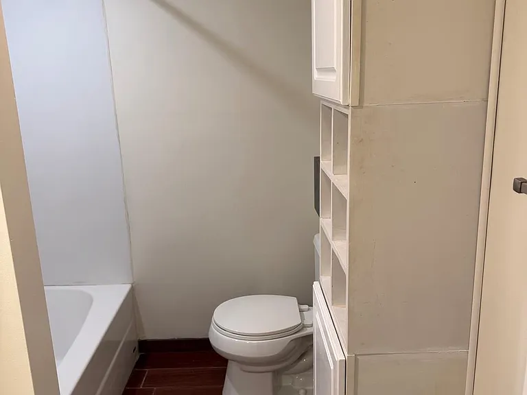 131 Oak Rd #2 — Photo 6