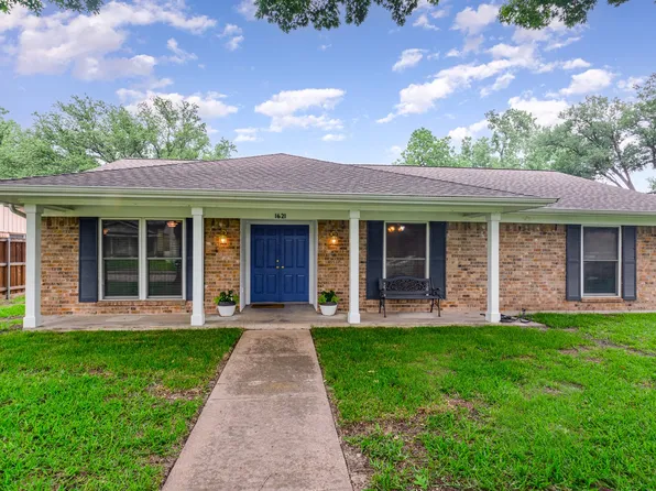 1621 Villanova Dr, Richardson, TX 75081