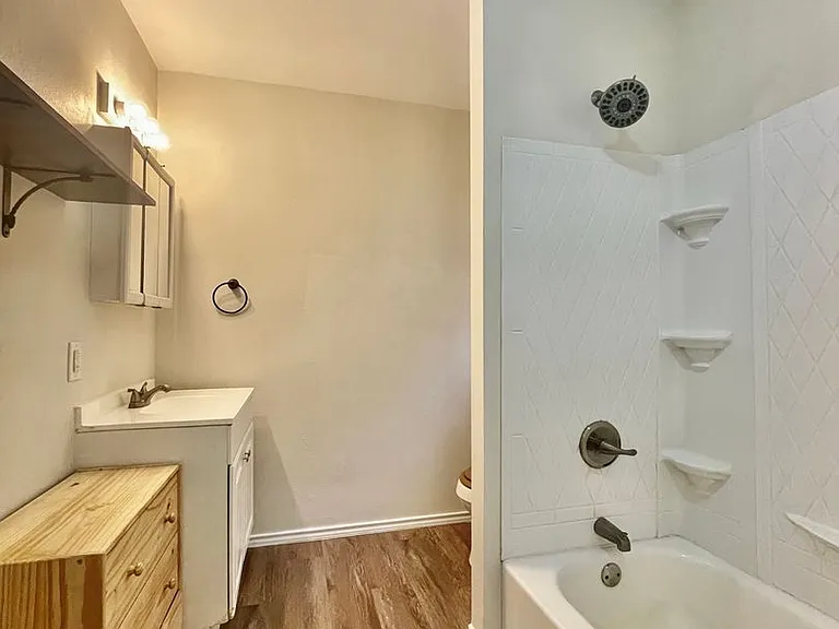 2090 Dara Ln #A — Photo 10